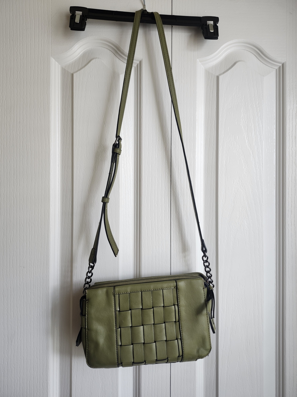 Simply Vera Vera Wang Olive Green Woven Crossbody Bag